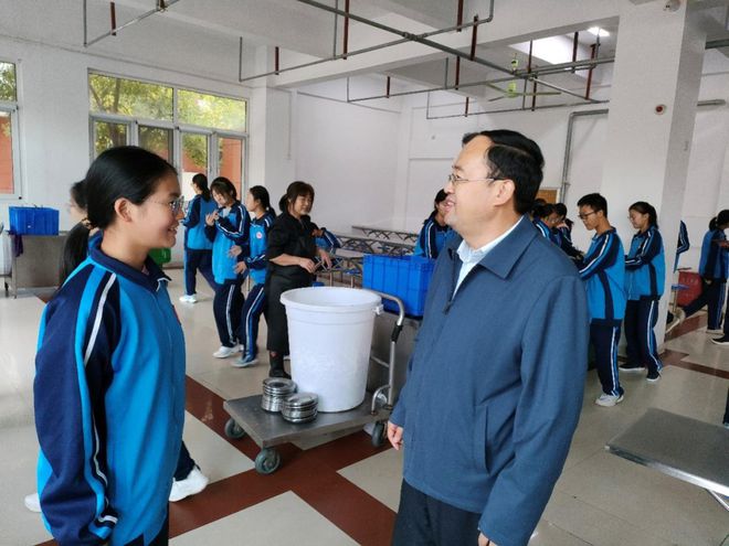 营养餐指什么_餐营养餐_可口营养餐