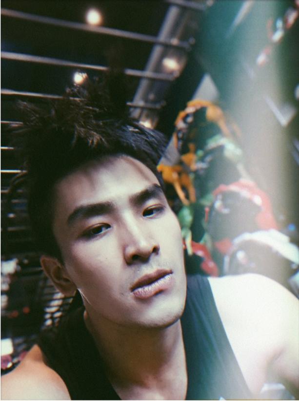明星健身教练的简介_健身明星达人_明星健身师修行
